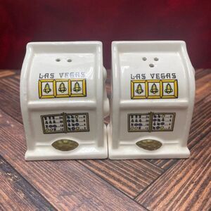Vintage 1990s Souvenir Las Vegas Salt & Pepper Shakers – Fun & Collectible